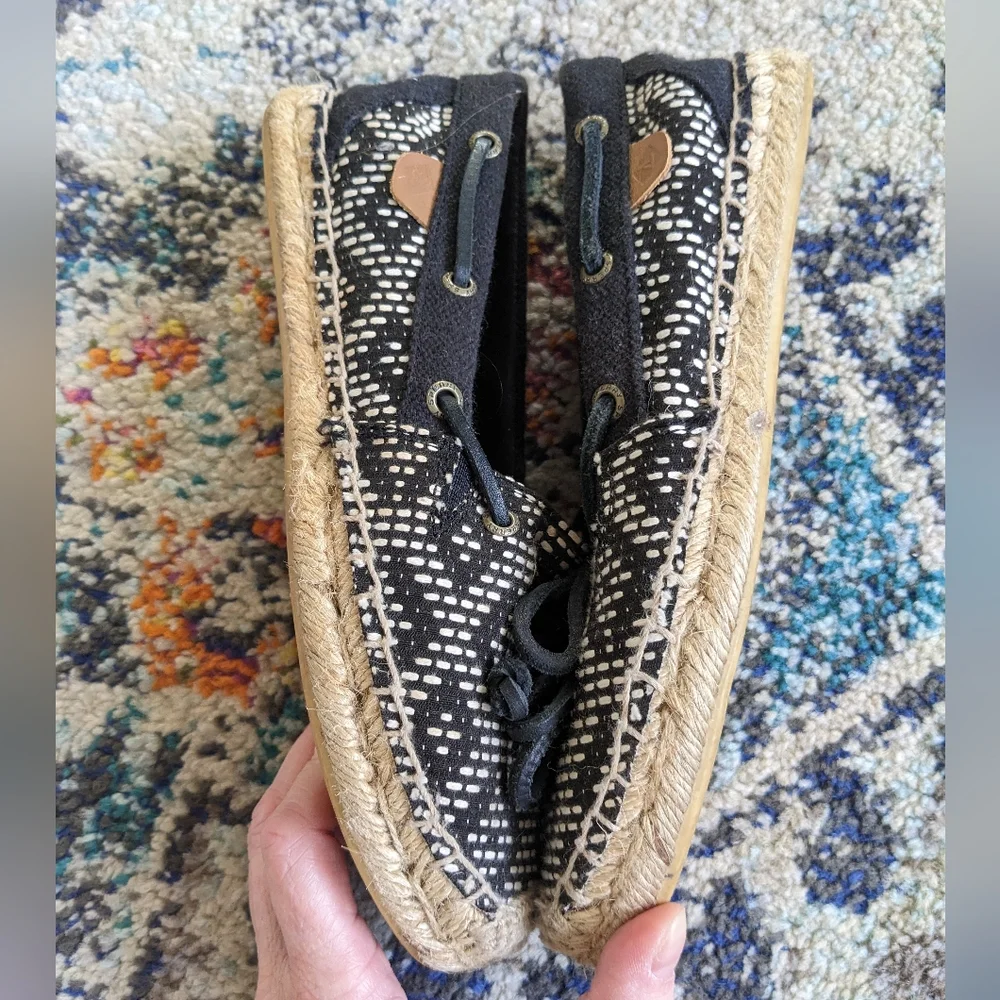 🍇 Sperry Black and White Espadrille Shoes